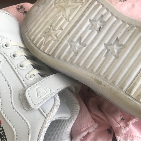 - ERTE Girls Size 2.5 used once - Picture 3 of 3